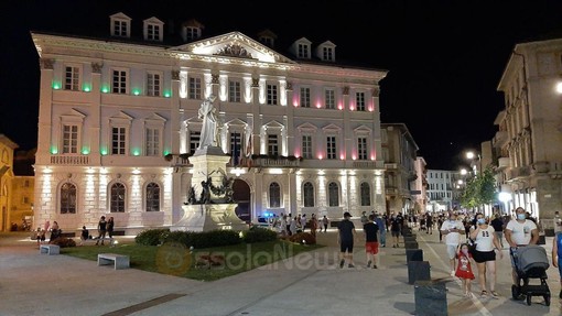 “Fuori tutto”, a Domodossola una serata di shopping nel centro cittadino