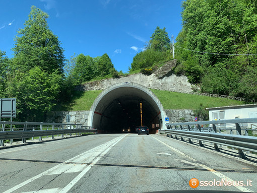 Lavori sulla SS 337 della Val Vigezzo: senso unico alternato in orario notturno