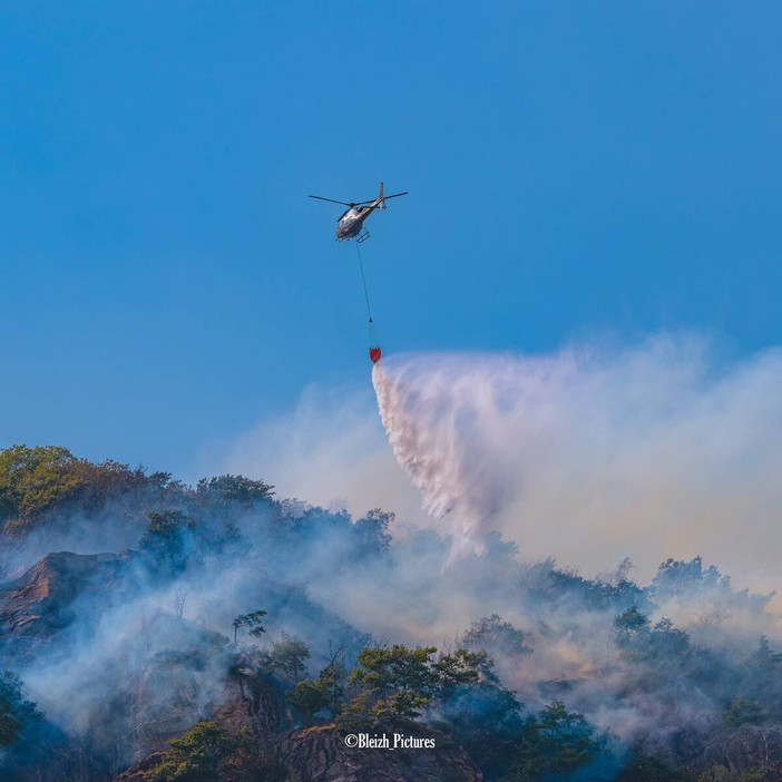 L'incendio sulle alture di Calasca L'incendio sulle alture di Calasca