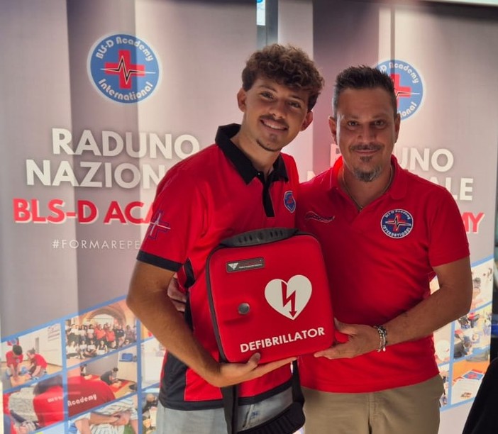 A Domodossola nasce “VCO Defibrillatori”, primo punto fisico in Italia dedicato ai dispositivi salvavita A Domodossola nasce “VCO Defibrillatori”, primo punto fisico in Italia dedicato ai dispositivi salvavita