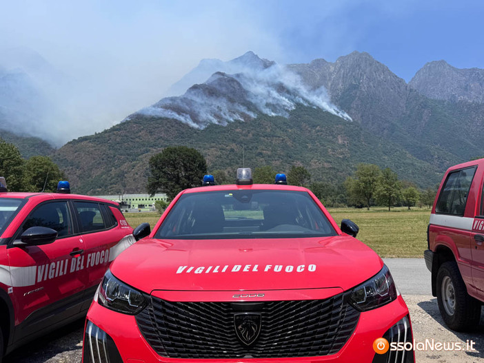 Incendi nel VCO, oggi il sopralluogo del presidente Cirio a Premosello Chiovenda Incendi nel VCO, oggi il sopralluogo del presidente Cirio a Premosello Chiovenda