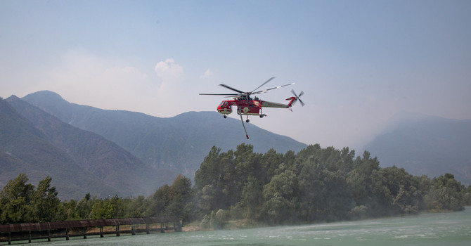 Incendi in Ossola, resta critica la situazione a Calasca Castiglione. Albertella a Miggianella