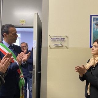 Il nuovo laboratorio del liceo Spezia intitolato al maggiore Alessio Ghersi FOTO E VIDEO