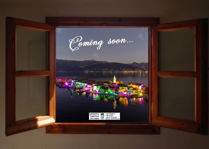 “Isole di luce” torna nel 2025: il Distretto Turistico dei Laghi accende l’Isola dei Pescatori