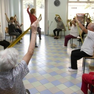 Regione tra politiche sociali e casa: via alle consultazioni per il Piano Invecchiamento Attivo e stretta sulle condotte negli alloggi Atc