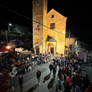 Bognanco sotto le stelle, musica e festa in piazza San Lorenzo