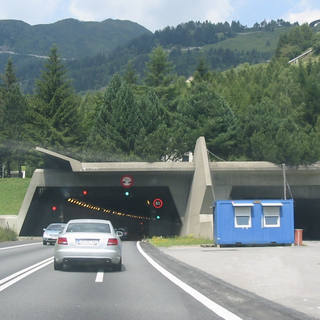 Svizzera: galleria San Gottardo chiusa per 12 notti dal 10 agosto