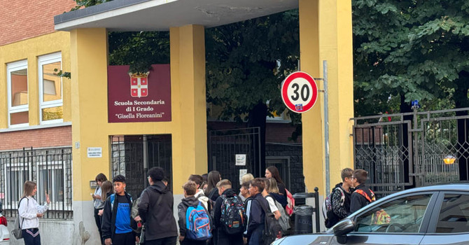 Domodossola, nessuna sorpresa nelle nomine: Varesi e Taglianetti guideranno i nuovi Comprensivi Domo 2 e Domo 1 Domodossola, nessuna sorpresa nelle nomine: Varesi e Taglianetti guideranno i nuovi Comprensivi Domo 2 e Domo 1