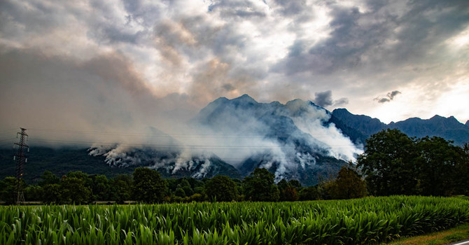 Il Vallese offre aiuto per l'incendio di Premosello: “Siamo pronti a intervenire”
