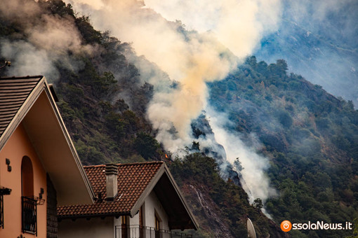 Arpa Piemonte monitora il fumo dell’incendio: nessun allarme per gli inquinanti Arpa Piemonte monitora il fumo dell’incendio: nessun allarme per gli inquinanti