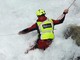 Si tuffa da 6 metri e urta una roccia: 31enne rischia di annegare in Canton Ticino