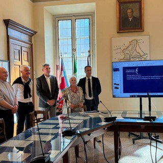 Da sinistra don Vincenzo Barone, Franco Falciola, Marco Guatta, Giulia Margaroli, Lucio Pizzi