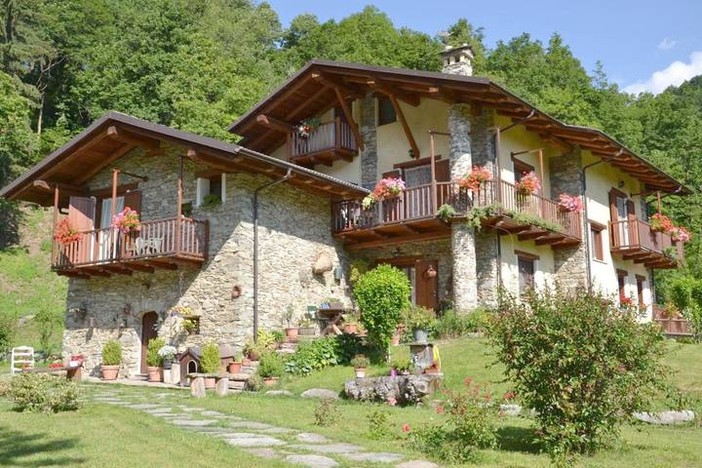 Ponte del 1° maggio tra agriturismi e natura