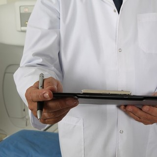 Medici di famiglia: Castano e Benintende prolungano l’attività fino a 72 anni