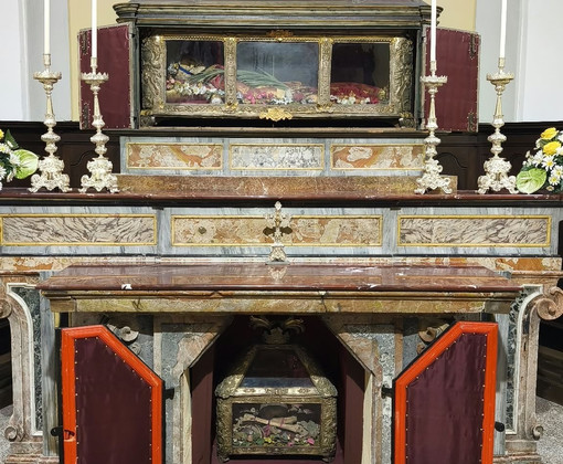 Cuzzago ritrova i Santi Martiri Fausto e Fortunato: dopo 65 anni tornano in processione Cuzzago ritrova i Santi Martiri Fausto e Fortunato: dopo 65 anni tornano in processione