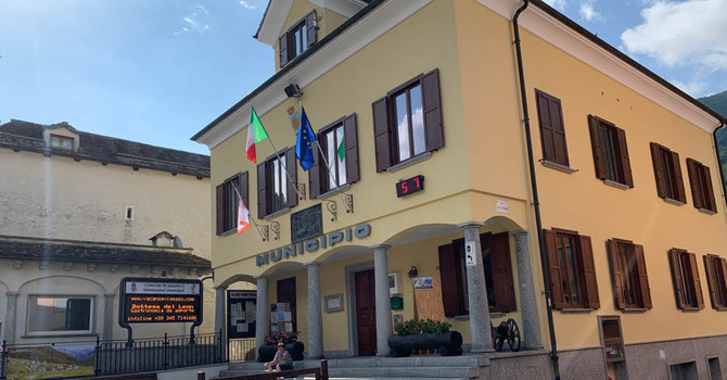 Malesco, proseguono i lavori per la riqualificazione dell'area mercatale Malesco, proseguono i lavori per la riqualificazione dell'area mercatale