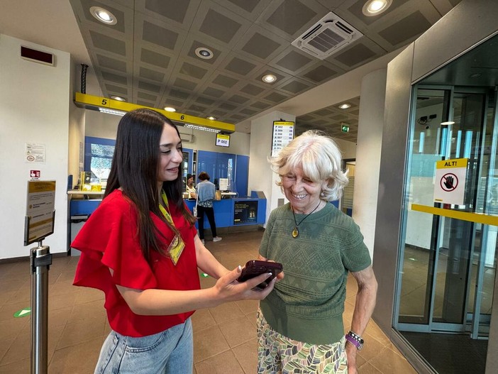 Anche gli over 80 scelgono il digitale: oltre mille utenti dell’app Poste nel Vco Anche gli over 80 scelgono il digitale: oltre mille utenti dell’app Poste nel Vco