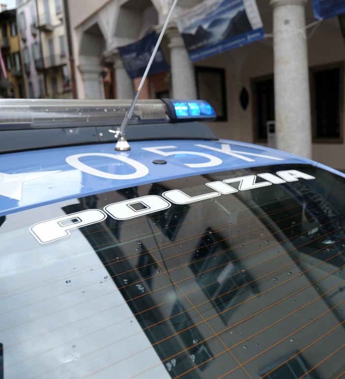 Stalking, viola più volte il divieto di avvicinamento: 50enne portato in carcere Stalking, viola più volte il divieto di avvicinamento: 50enne portato in carcere