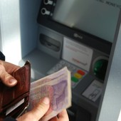 Aprire un conto corrente in Svizzera: una guida strategica tra monitoraggio fiscale e regole bancarie elvetiche