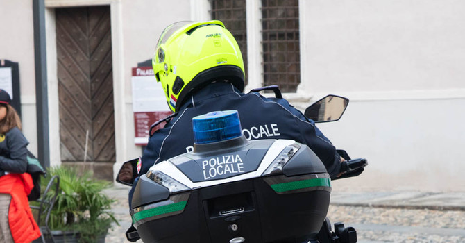 Bicicletta elettrica da 2000 euro rubata al mercato di Domodossola: identificato e denunciato il responsabile