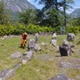 I volontari della Pro Loco di Montecrestese impegnati nella tradizionale pulizia dei sentieri