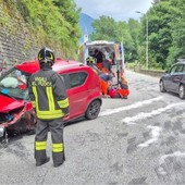 Scontro tra auto e furgone sulla Statale 659: due persone soccorse a Crodo