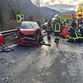 Frontale a Crodo, due persone ferite. Sul posto anche un'eliambulanza