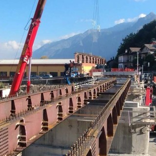 Al via le operazioni di varo del nuovo ponte sull'Anza