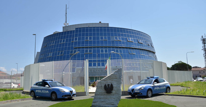 Violenza, spaccio e ubriachezza molesta: misure di prevenzione emesse dal questore nel Vco Violenza, spaccio e ubriachezza molesta: misure di prevenzione emesse dal questore nel Vco