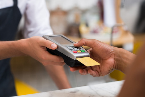Dal 23 giugno pagamenti solo con carta elettronica ai punti gialli dell’Asl Vco