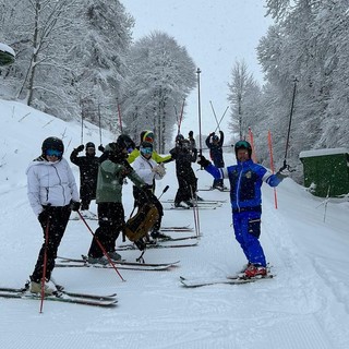 Giornalisti in visita alle stazioni sciistiche del Vco, Gaiardelli: "Confermiamo la forte attrattività del territorio"