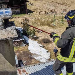 Macugnaga: incendio a una canna fumaria