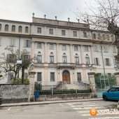 Domodossola, Carlo Bava presenta al Caveau il romanzo “Un paltò fuori stagione”