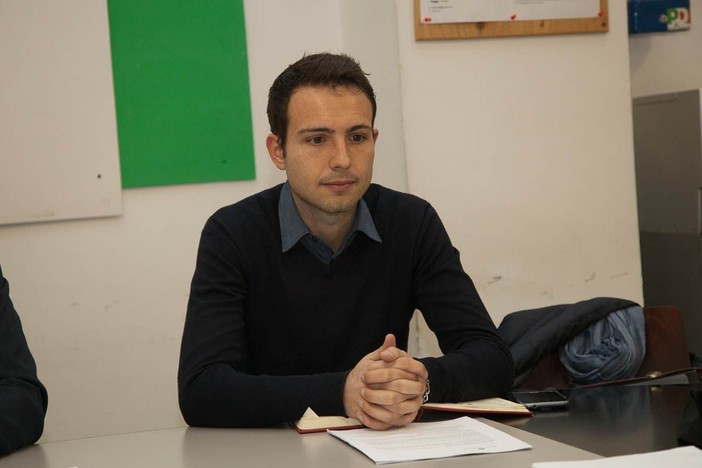Domodossola, il candidato sindaco Gabriele Ricci: “Il Comune collabori con le attività commerciali in vista delle riaperture”