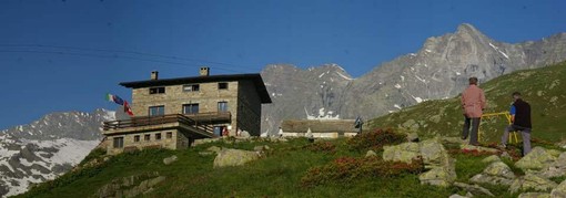 Rifugio Andolla, aperto il bando per l'affidamento della stagione Rifugio Andolla, aperto il bando per l'affidamento della stagione