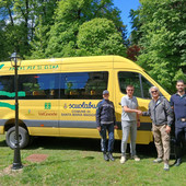 Santa Maria Maggiore, consegnato il nuovo scuolabus ibrido finanziato dal Parco Val Grande Santa Maria Maggiore, consegnato il nuovo scuolabus ibrido finanziato dal Parco Val Grande
