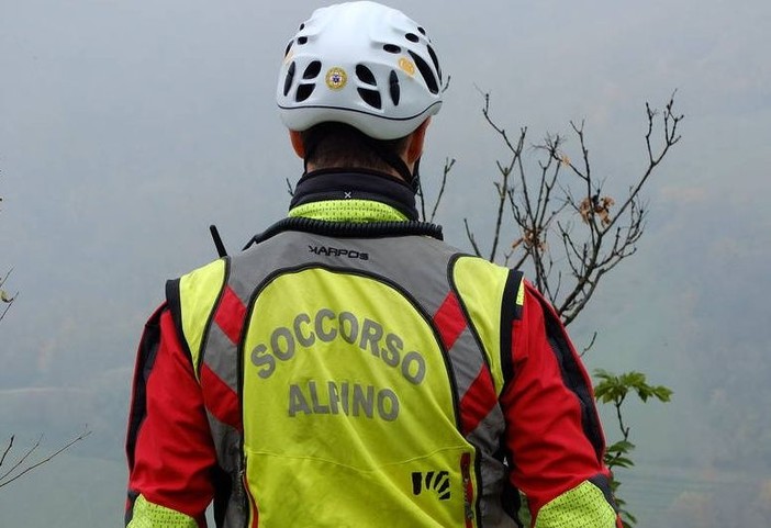 Soccorso alpino in azione tra Varzo e San Bernardo: escursionista ferita al braccio Soccorso alpino in azione tra Varzo e San Bernardo: escursionista ferita al braccio