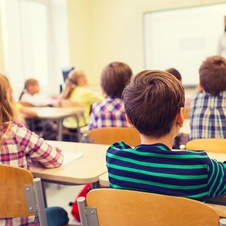 Spese alle stelle: oltre 1.100 euro tra corredo e libri per ogni studente