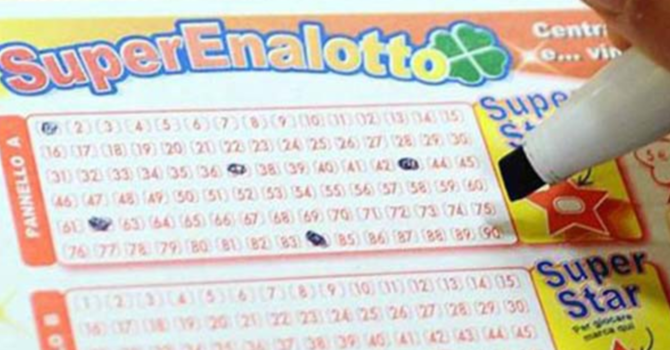 SuperEnalotto, vincita a Vogogna: centrato un “5” da 34mila euro