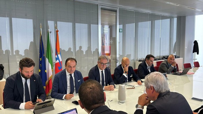 Sistema neve, nasce un tavolo tecnico per il futuro delle stazioni del Vco Sistema neve, nasce un tavolo tecnico per il futuro delle stazioni del Vco