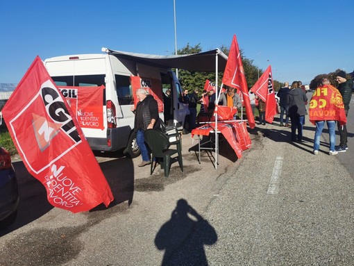 Sciopero dei lavoratori Eismann: protesta per diritti e trattamenti paritari Sciopero dei lavoratori Eismann: protesta per diritti e trattamenti paritari