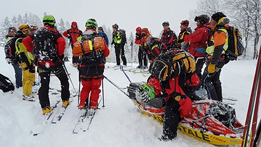 Morto lo scialpinista che aveva allertato i soccorsi per un malore Morto lo scialpinista che aveva allertato i soccorsi per un malore