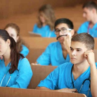Università Piemonte Orientale: a settembre il test d'ammissione a infermieristica anche a Verbania