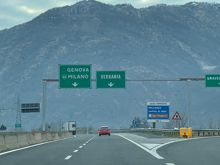A26, chiusura notturna degli svincoli di Verbania