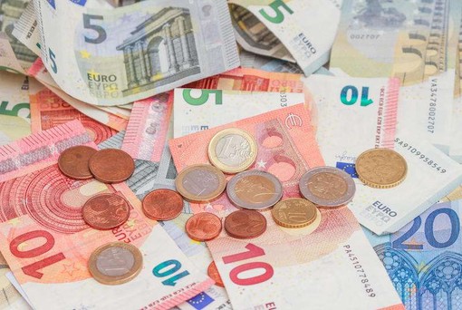 In Piemonte famiglie indebitate mediamente per 21.968 euro In Piemonte famiglie indebitate mediamente per 21.968 euro