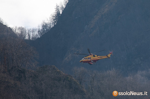 Uomo colto da malore sopra Cosasca, interviene l'elicottero del 118 FOTO