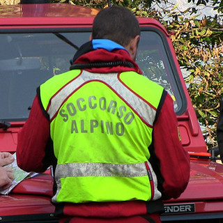 Vogogna, il Soccorso alpino si  esercita lungo il Toce