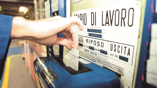 Ticino, socialisti e verdi propongono una settimana lavorativa di 32 ore con salario al 100% Ticino, socialisti e verdi propongono una settimana lavorativa di 32 ore con salario al 100%