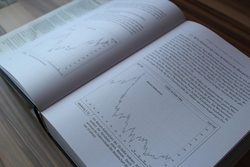 Il trading online nell’era della manipolazione: come muoversi nel rumore dei mercati