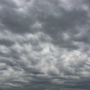 Meteo, calano le temperature e arrivano i temporali: allerta gialla nel Vco